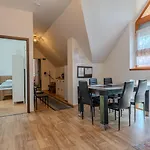 Petra Vendeghaz