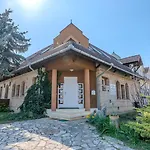 Petra Vendeghaz بيت ضيافة