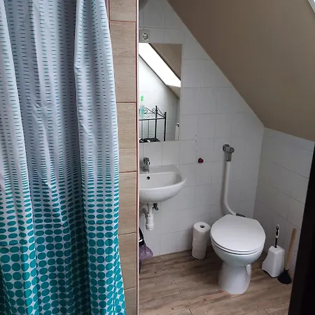 Petra Vendeghaz Guest house Szekszard