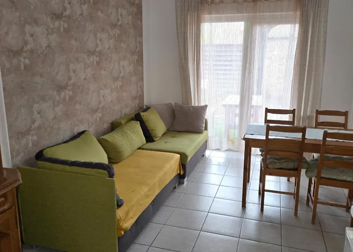 Petra Vendeghaz Πανσιόν Szekszárd